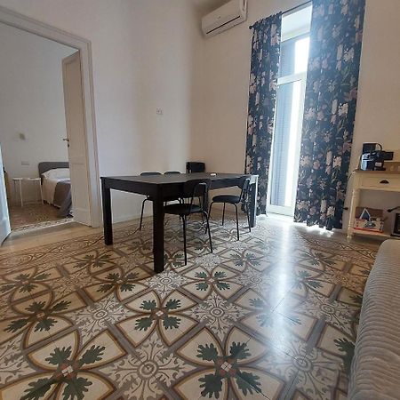 Bari Landlord 242 - Central Station Apartments Экстерьер фото