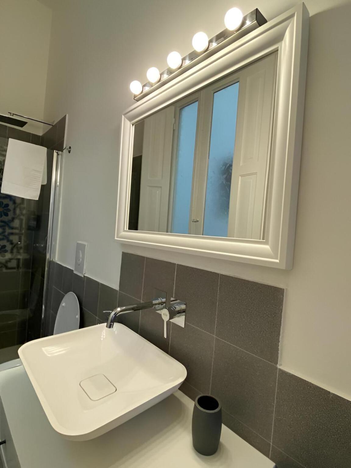 Bari Landlord 242 - Central Station Apartments Экстерьер фото