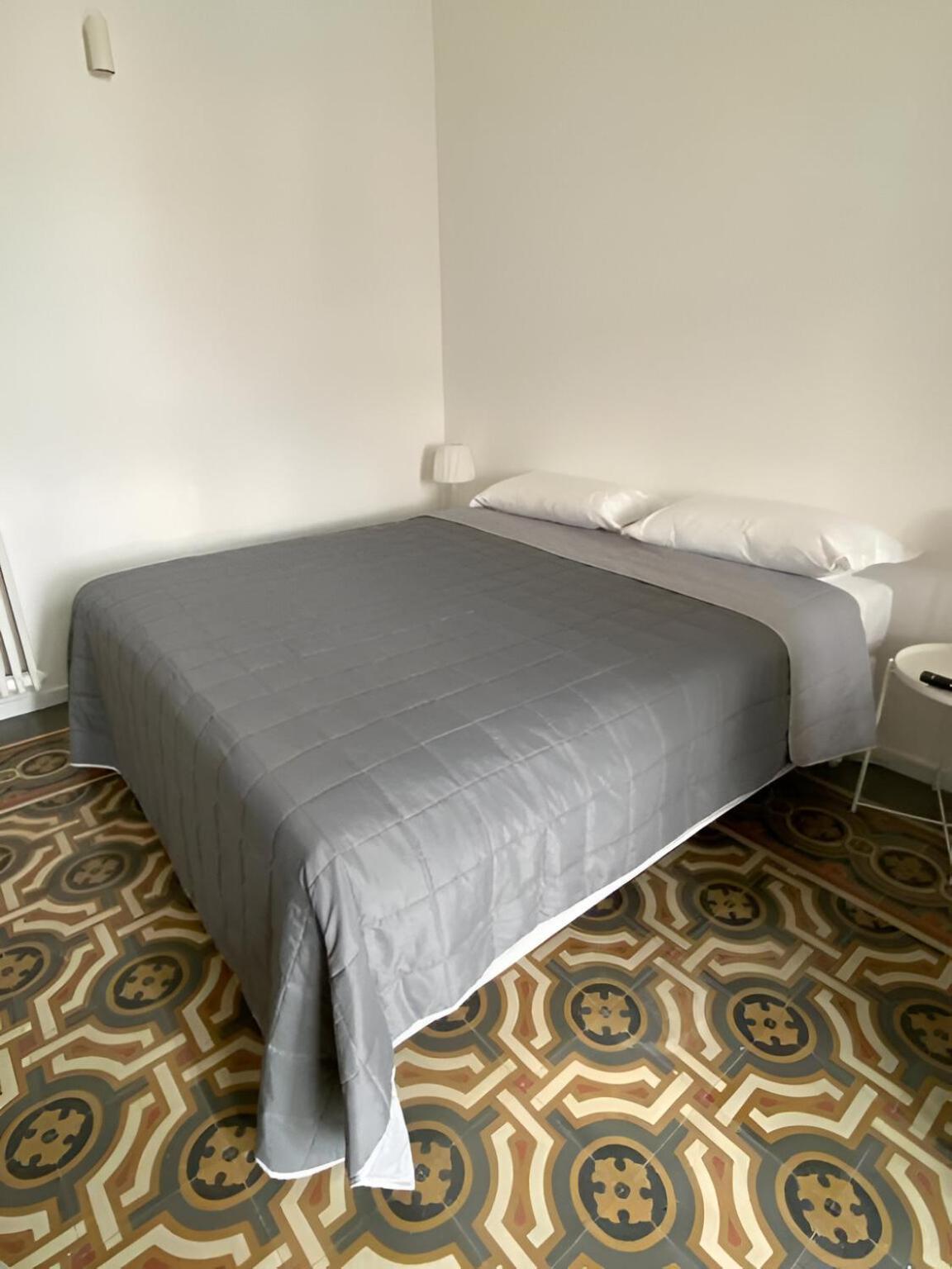 Bari Landlord 242 - Central Station Apartments Экстерьер фото