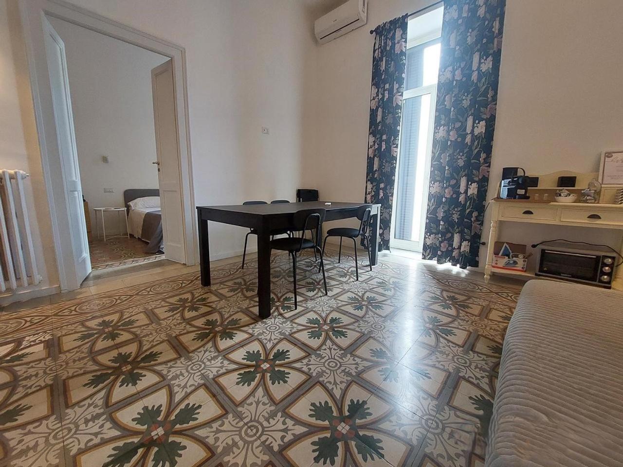 Bari Landlord 242 - Central Station Apartments Экстерьер фото